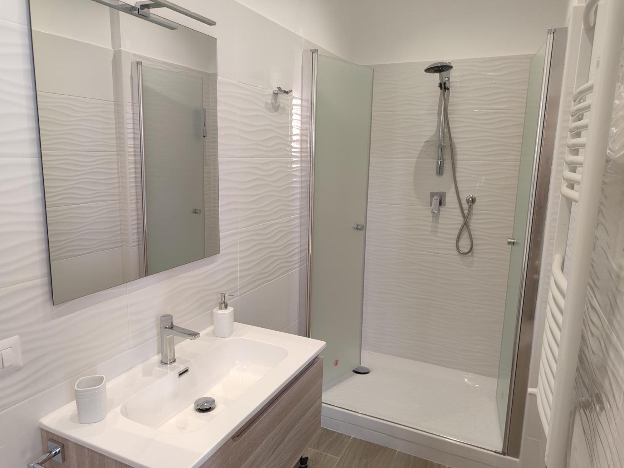 Roma Tourist Lease Hotel Ачилия Екстериор снимка